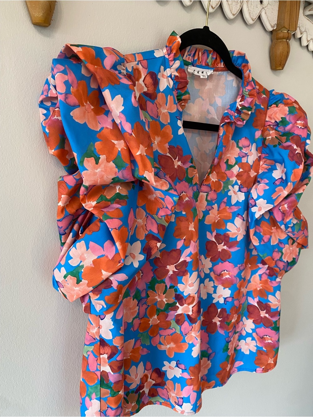 THML Ashley Floral Vibrant Ruffle Sleeve Blouse - garden party - size small - Picture 6 of 8
